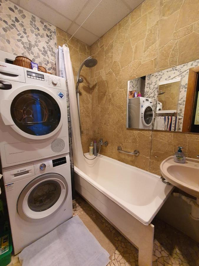 Pas Birute Hotel Kaunas Bagian luar foto