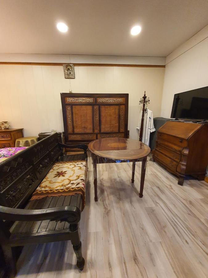 Pas Birute Hotel Kaunas Bagian luar foto