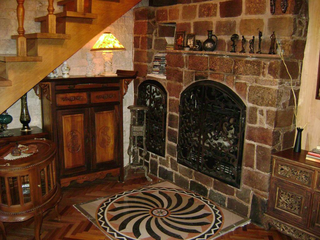 Pas Birute Hotel Kaunas Bagian luar foto